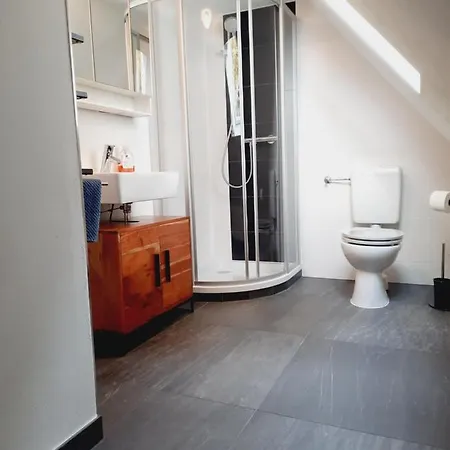 דירה Ferienwohnung Stuetzengruen